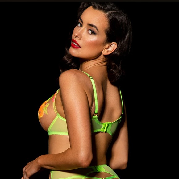 CHRISTINE YELLOW 32D BRA - Picture 2 of 9